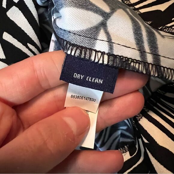 NWT! Chap black and white patterned sleeveless dress - Picture 7 of 10